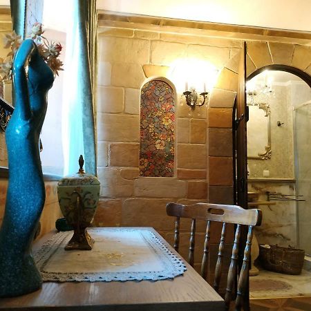Hye Aspet Հայ Ասպետ Bed & Breakfast Гюмри Екстериор снимка