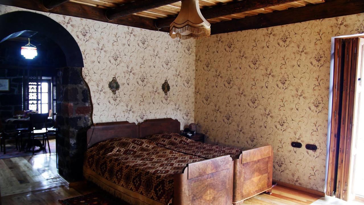 Hye Aspet Հայ Ասպետ Bed & Breakfast Гюмри Екстериор снимка