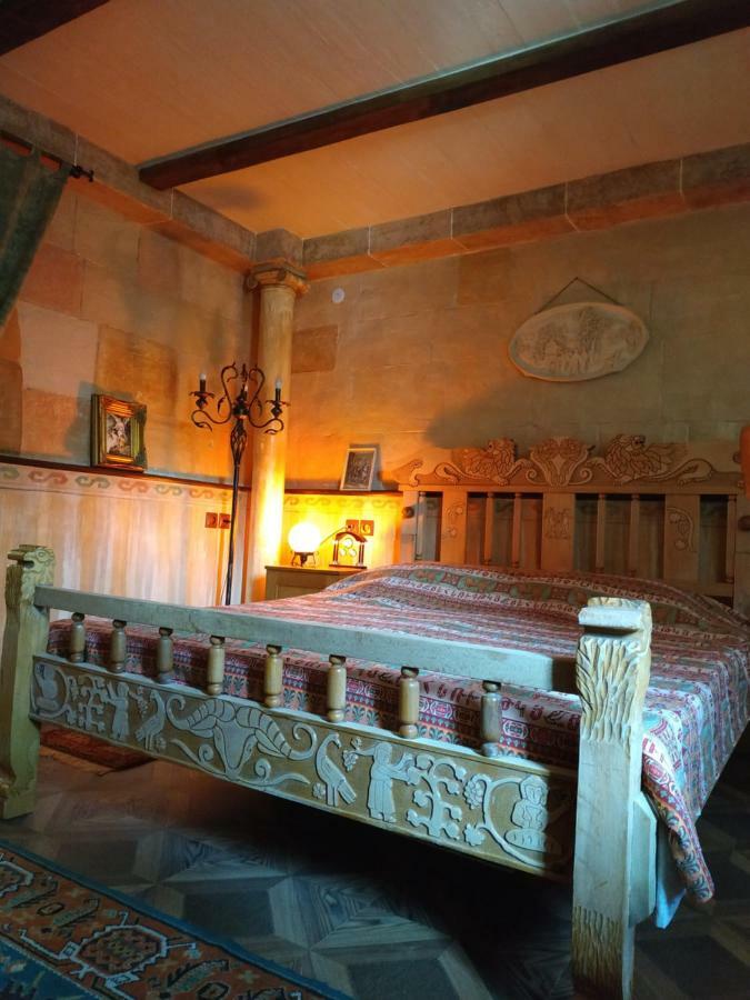 Hye Aspet Հայ Ասպետ Bed & Breakfast Гюмри Екстериор снимка